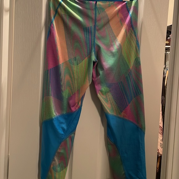 Nike Pro Capris Womens Size L Hypercool Frequency Training Leggings - Picture 5 of 5